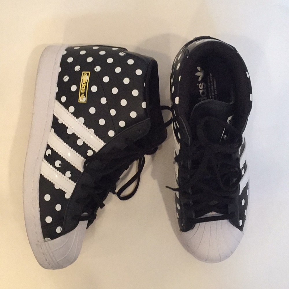Adidas Originals Superstar Up w/ polka dots